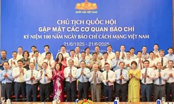 Chủ tịch Quốc hội: Tạo điều kiện tối đa để báo chí hoạt động hiệu quả