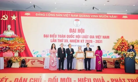 Đại hội XV Hội Luật gia Việt Nam: Nhiều cá nhân và tập thể vinh dự đón nhận Huân chương cao quí của Nhà nước