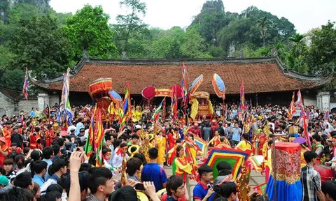 Phát huy vai trò "tự quản" của cộng đồng trong lễ hội