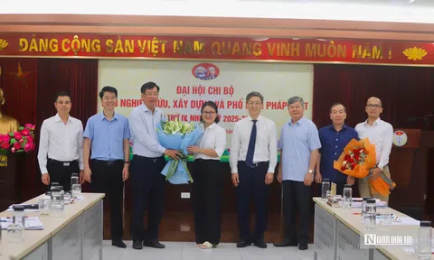 Chi bộ Ban Nghiên cứu, xây dựng và phổ biến pháp luật tổ chức thành công Đại hội lần thứ IV