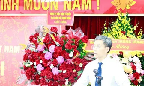 Khai mạc trọng thể Đại hội Đảng bộ TW Hội Luật gia Việt Nam lần thứ I: “Đoàn kết - Đổi mới - Trí tuệ - Dân chủ - Kỷ cương”