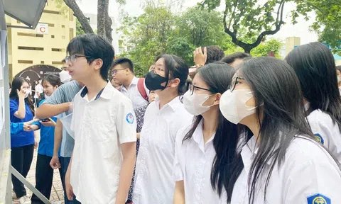 Loạt trường đại học xét học bạ, chứng chỉ trong tháng 7