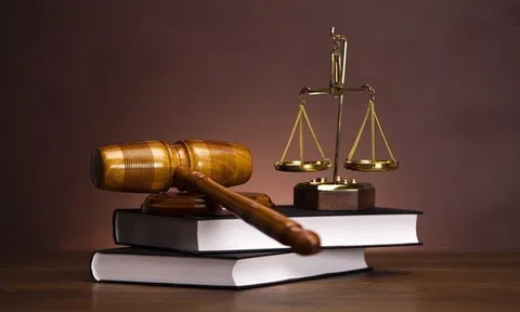 Xây dựng cơ chế giám sát và kiểm soát quyền lực Nhà nước hiệu quả trong bối cảnh pháp luật “kiến tạo phát triển”: Thách thức và giải pháp