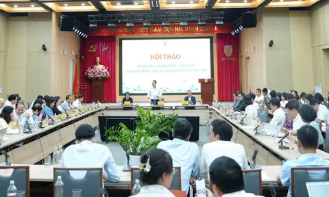 Hoàn thiện pháp luật đất đai theo hướng pháp luật kiến tạo phát triển
