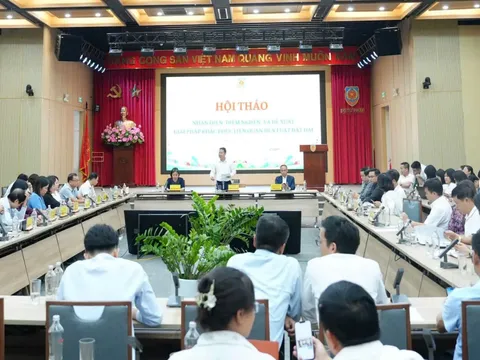 Hoàn thiện pháp luật đất đai theo hướng pháp luật kiến tạo phát triển